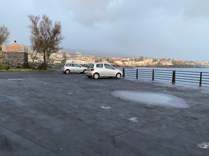 1616432485103_1620673057976