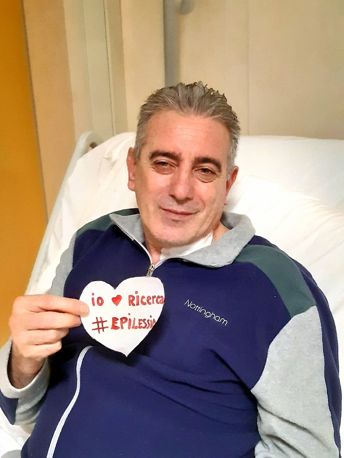 1616521621359_1620673125197