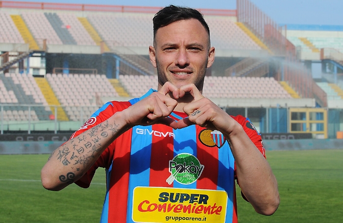 1618157663915_1620653654885