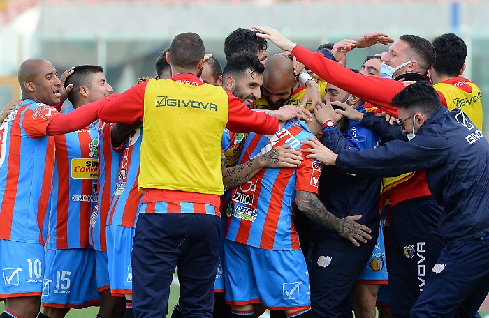 1618157703298_1620653677137