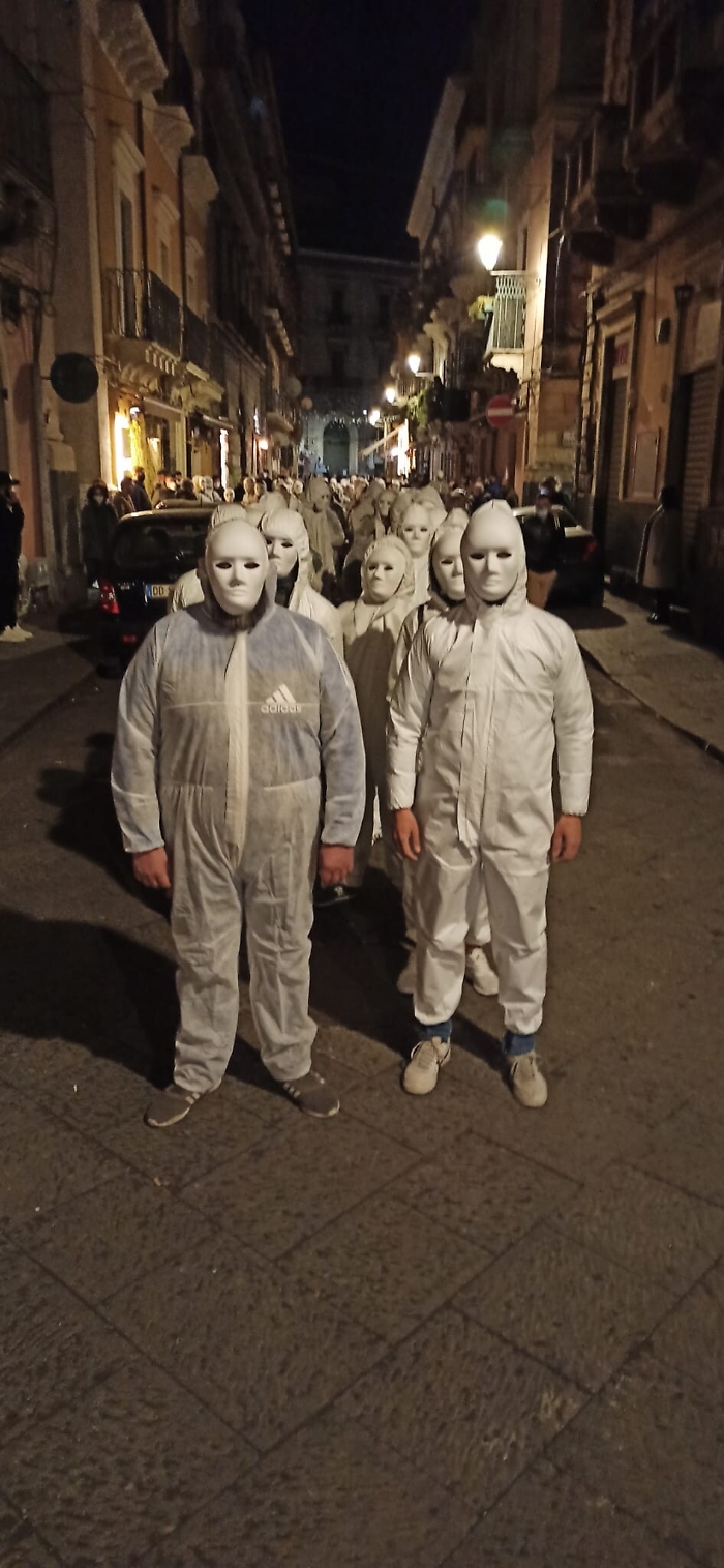 1618160988664_1620653717165