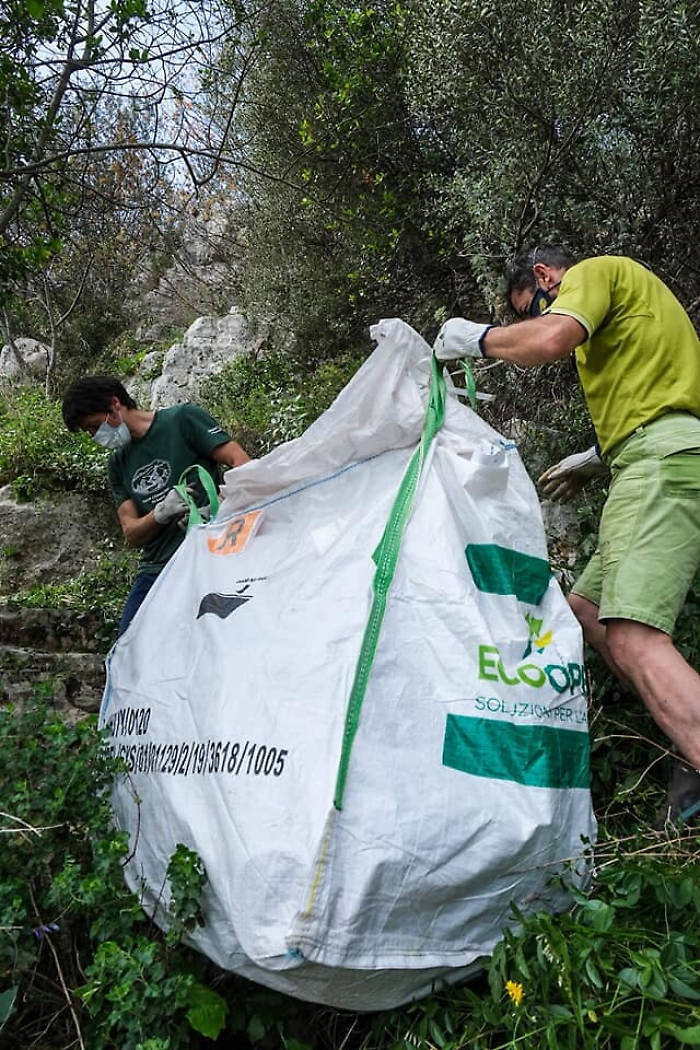 1618569121827_1620688832585