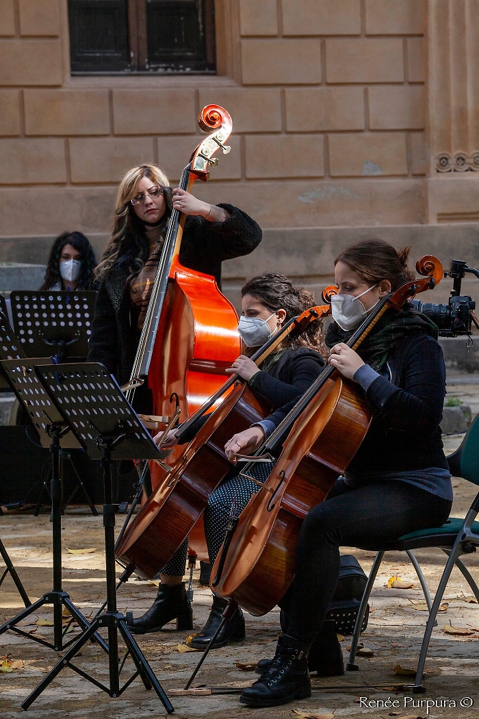 1619280282553_1620670634231