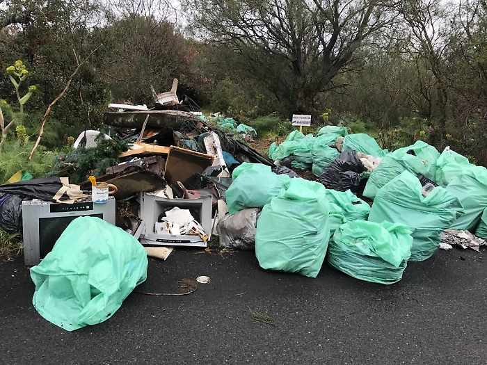 1619282517794_1620670657873