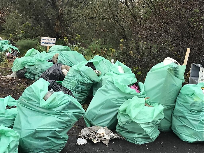 1619282517945_1620670660032