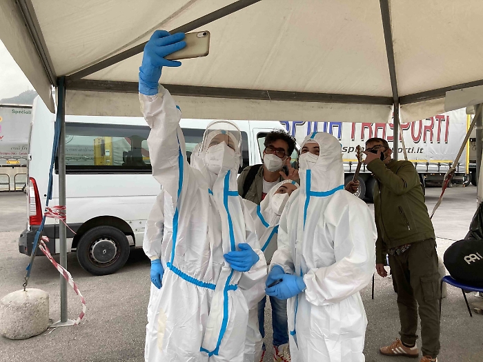 1619864161843_1620637440884