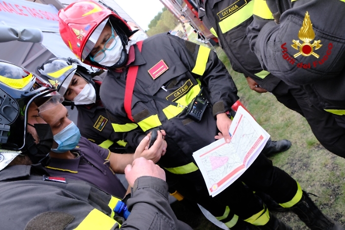 1619713449758_1620703871938