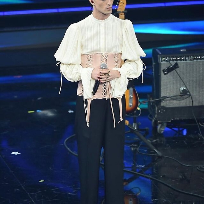 1620573447408_1623162853516