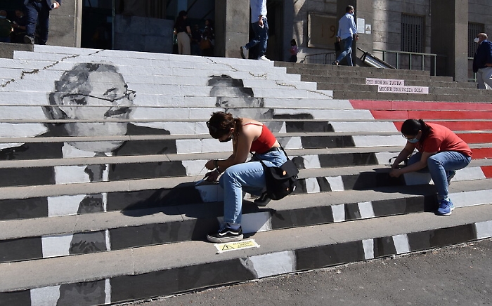 1623145635900_1623662569381