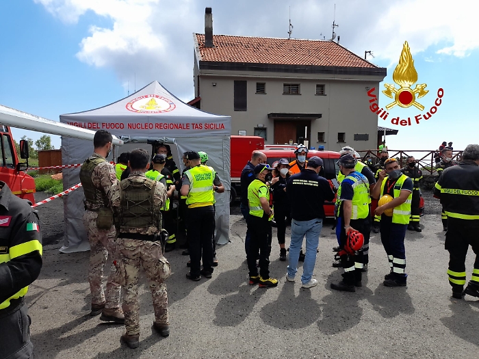 1623424544895_1623662897926