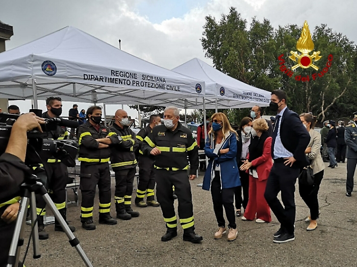 1623424552090_1623662915957