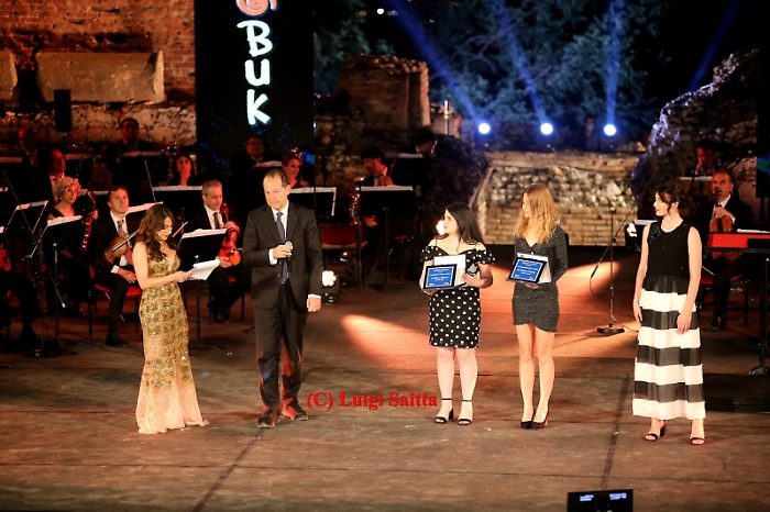 175348425-c402e3aa-17ea-45e7-af31-a40b5a0adb9c