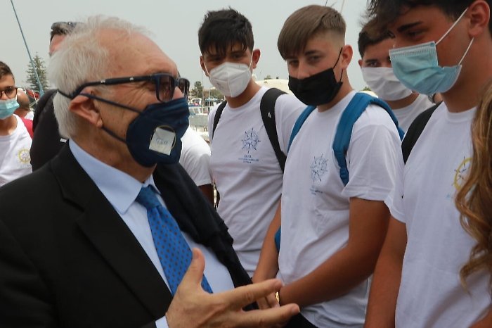 163319606-cbbd902d-ee51-4e6f-9c80-ee08532832e4