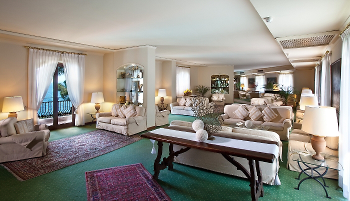 141148138-95f52a0e-939a-45ca-b0e6-791cbba6621a