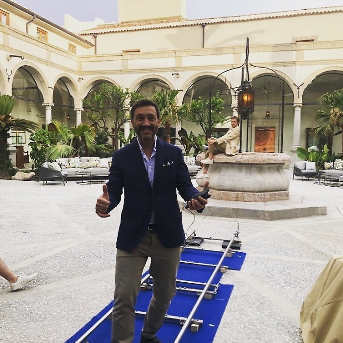 153610921-8bb21dec-2b67-4593-b621-72238ee77929