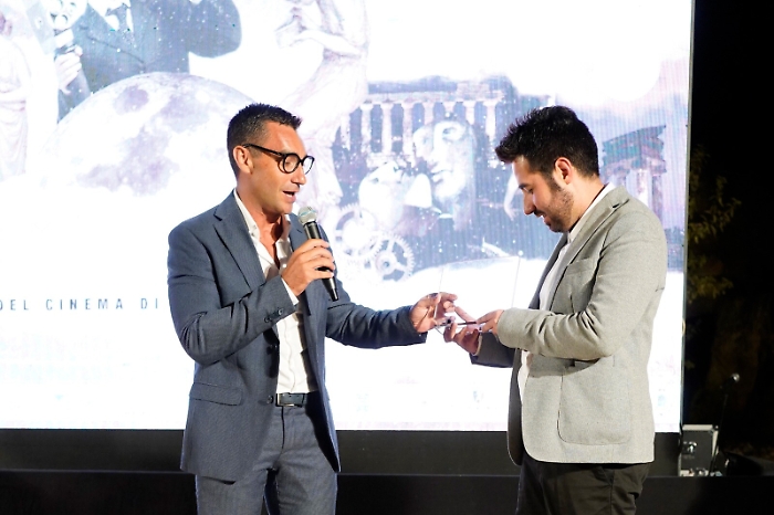 101634426-b9b94d84-9ebc-4b23-909e-b7bb589a0ce8