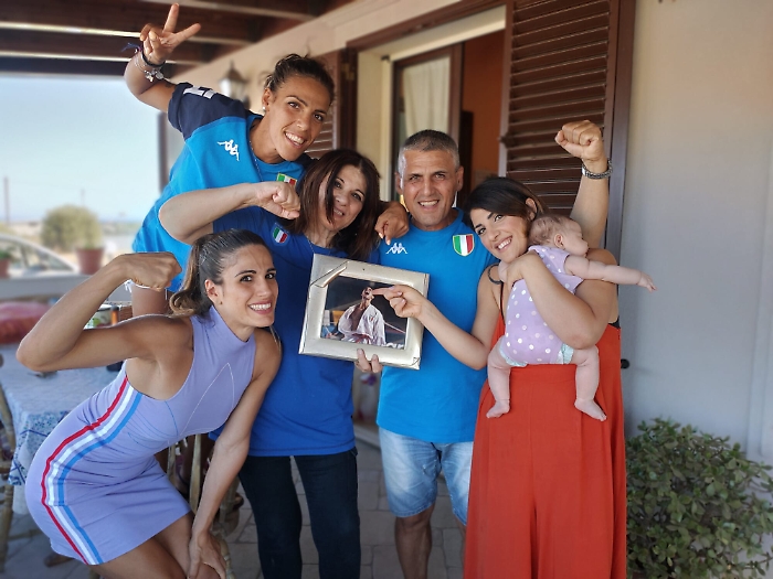 092742756-198d676c-1fdd-4ab5-8735-099da0a8d467