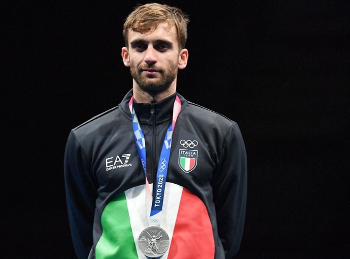 075608641-83c71a50-6638-4e39-9755-844e9251763b