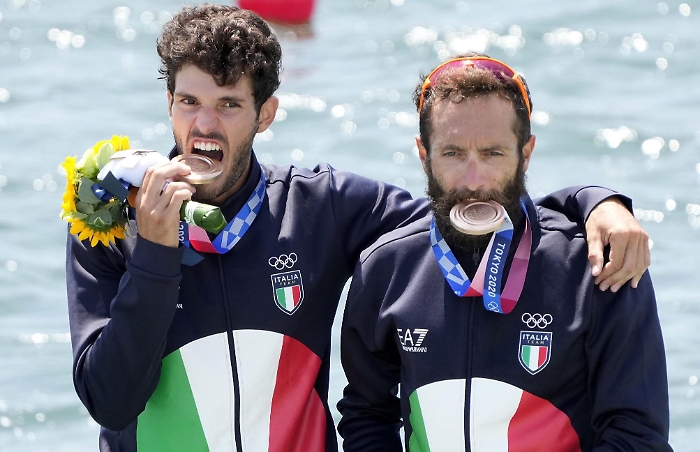 075758092-7197c5a1-f3f7-48ec-8f9b-a0b2a14483c0