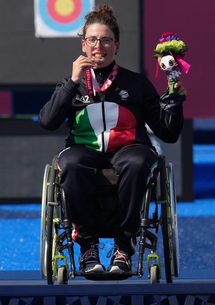 100451577-035b3479-876b-4747-9793-a53f2111e03c