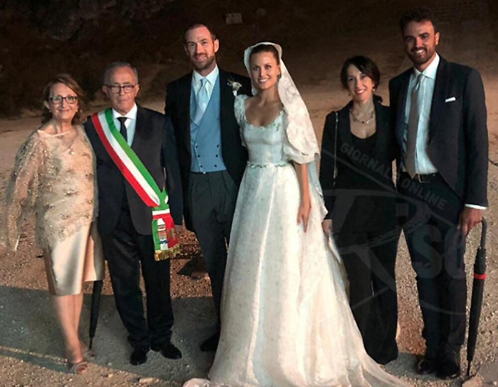 165736082-fa7ec6d2-e37a-46e6-8e21-e715771c0bb5