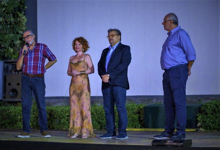 100155937-c83424e3-79d5-4f00-aedc-51d7715b9cde