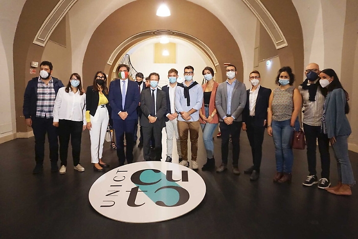 141702684-74e81c7b-1dd2-4e27-8e1d-e6e665f0170f