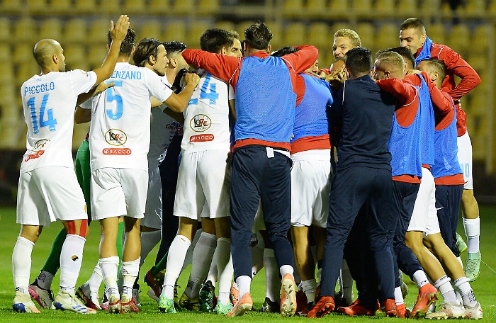 204706876-06e66da7-bddf-4c7c-9dc3-6fbae4ea86d8