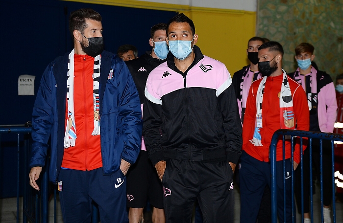 090720313-c1e812b7-36ee-4627-8fe1-ca9c838eaf52