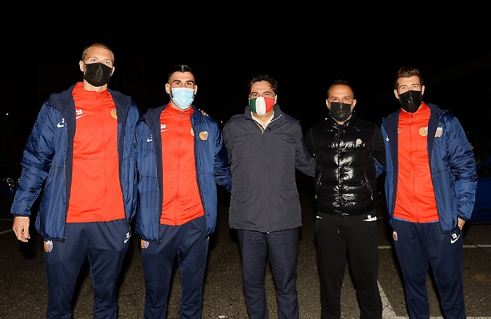 090723550-ad86d419-a3b8-41af-ae6f-59563c6b8018