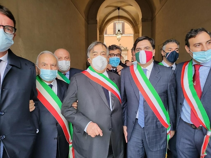 175423880-2cfce163-4c06-414b-9585-b3dde95ac4bf