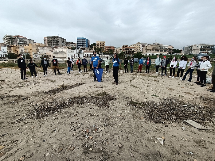 182007612-64a68371-905c-4ea4-a016-6d5981a7c5b1