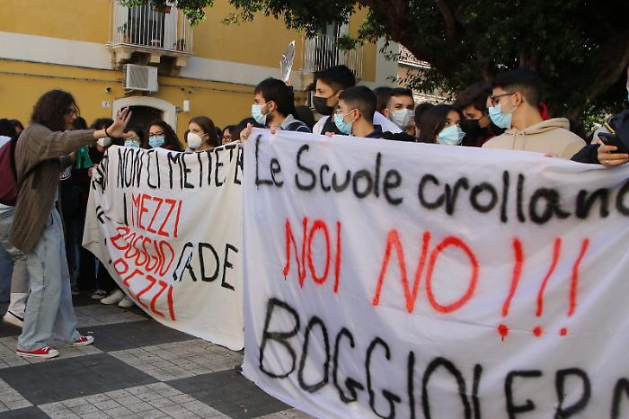 111255381-9cb94aa4-75c4-4d2c-8cba-437428e40b89