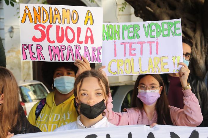 111355898-77b6aeee-906f-42dd-a1d1-d486484dd8df