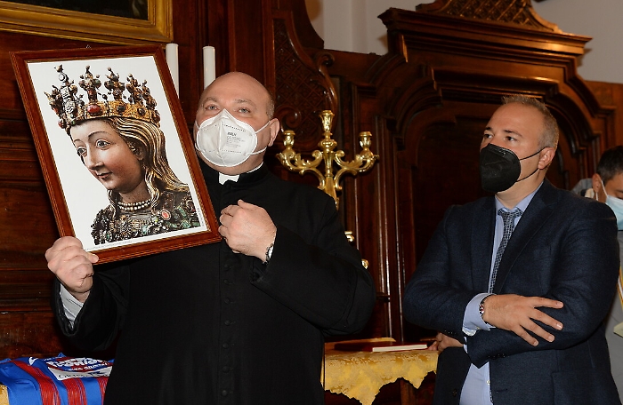 214920186-a893f12f-31b5-48ad-93ee-c24d9edc2e8a