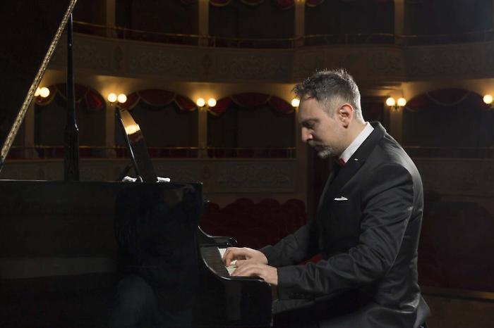 144158680-1ef84e18-7cd2-42f3-8300-377ef73d0617