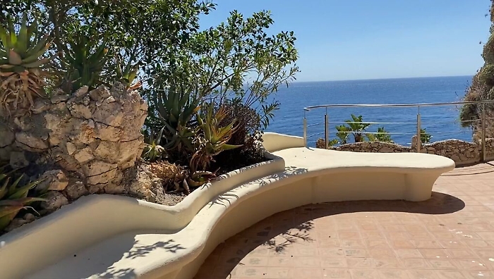 140906057-958a8a5b-3256-4a5c-99ad-659515afca88