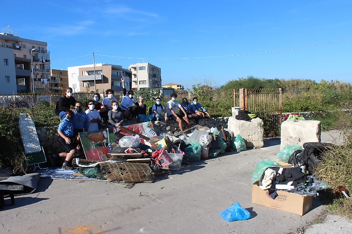 160352089-0e1b498f-2290-4304-976b-38fb884a91e1