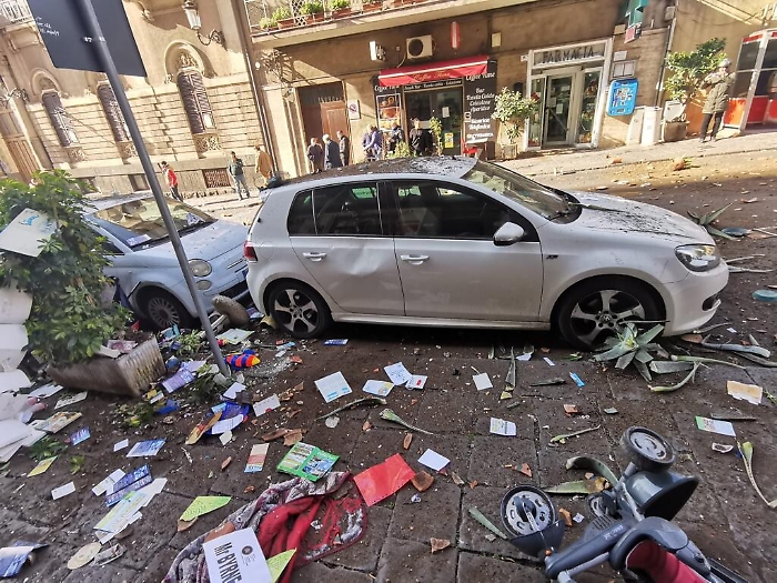 122208384-012c86ef-6420-4ceb-a832-4aeecb05a222