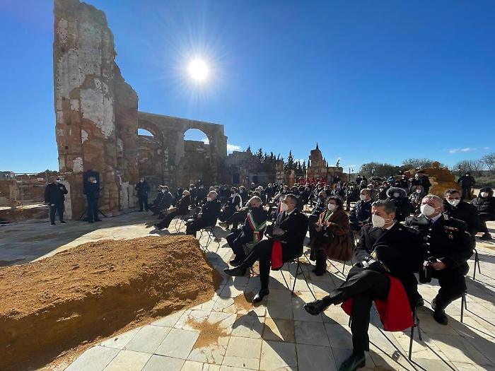 185131070-4f600cee-adea-46dd-95bc-ea63d5202f0e