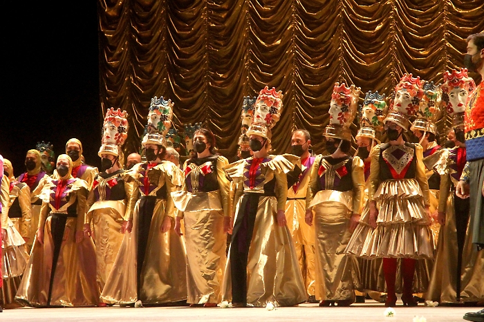 102432918-b95bd01c-6929-469d-a93a-71f2b349bb71