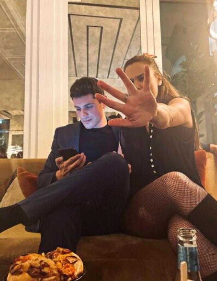 144259577-16f0a1c3-736b-40b9-b664-b5ec6fe205c0