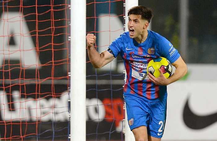 193352280-35b050fb-7c0c-4beb-890a-5593ae3b6da5