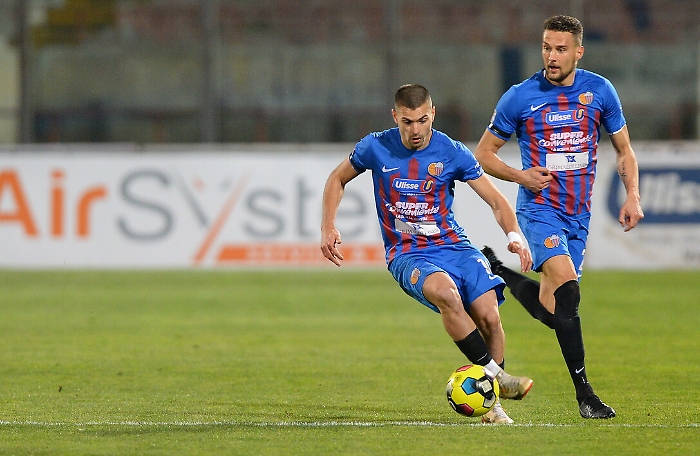 193403113-300f401f-a9d3-4076-b225-6af4e2ff904d