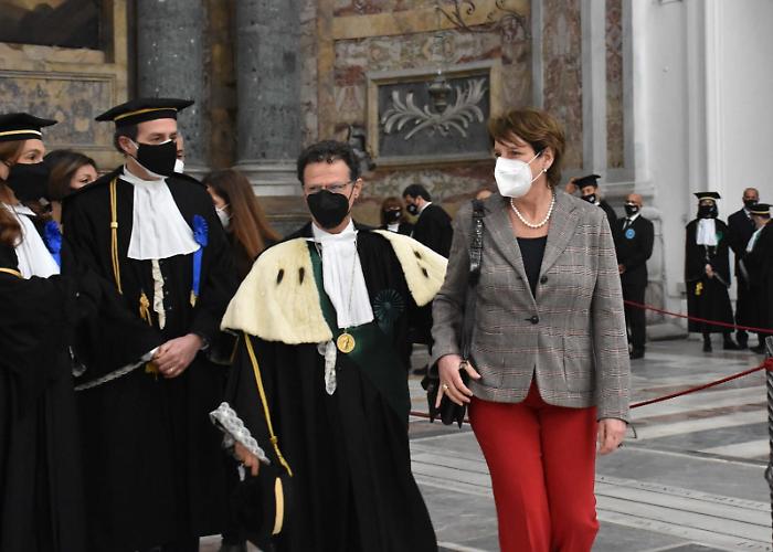 122251215-eaf978a8-2baf-4d9e-8937-51c70413202a