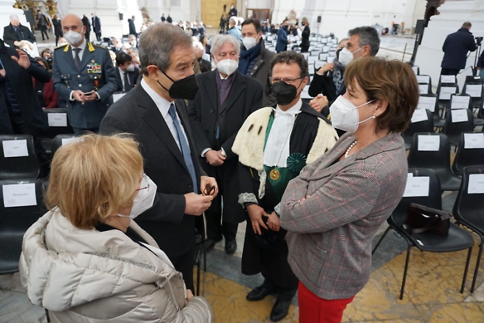 162122390-06251856-6138-4d61-bdfa-d079e6ed364a