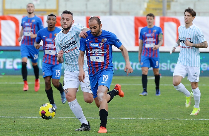 163314000-889debdc-8537-458d-90d4-e8a025195cfb