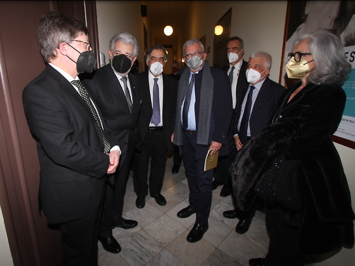 141737344-08bff175-de4e-4764-be1f-261e9ebb57d0