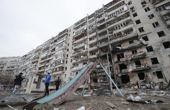 104504303-d9833f5c-baf2-48ca-b79f-b7fdf64110c7