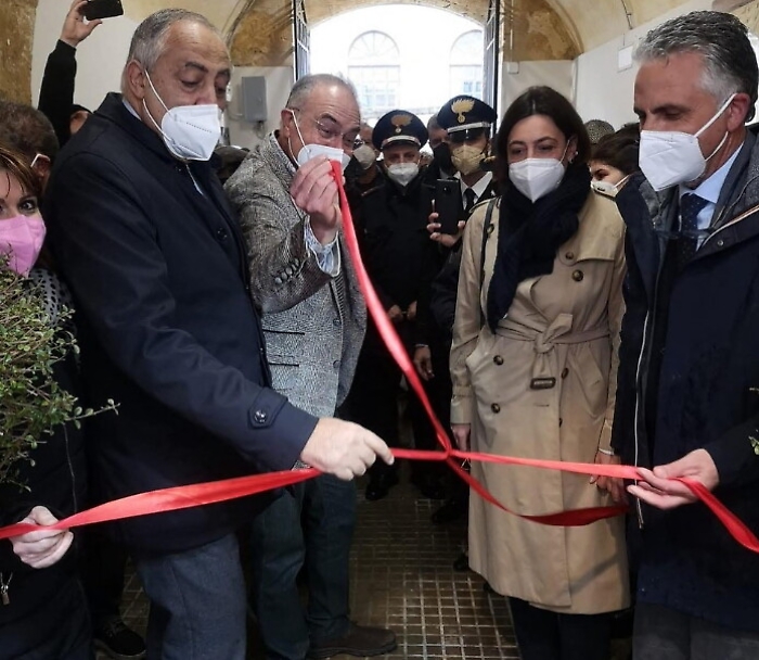 172223521-e253be29-1334-4ddb-8354-900c6e84c483